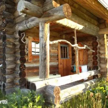 Semesterbostad Holiday Pykälä - Log Village Timoniemi